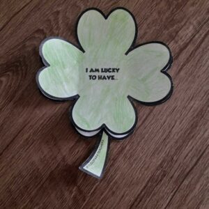 Saint Patrick's Day - Atividade trevo